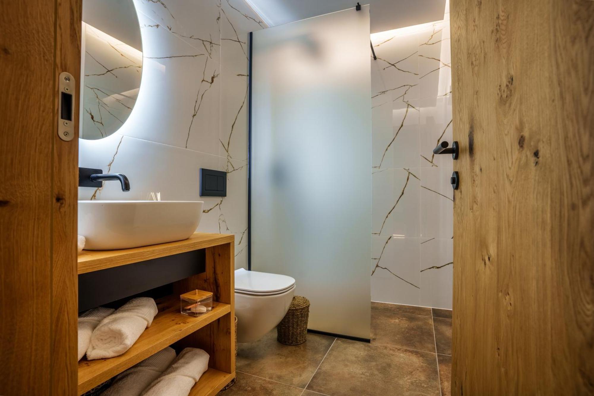 Hotel Frost Марибор Екстериор снимка